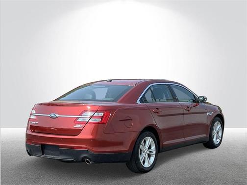 2014 Ford Taurus SEL