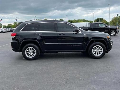 2019 Jeep Grand Cherokee Laredo E
