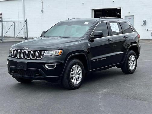 2019 Jeep Grand Cherokee Laredo E