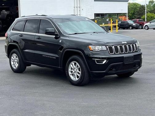 2019 Jeep Grand Cherokee Laredo E