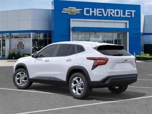 2025 Chevrolet Trax LS