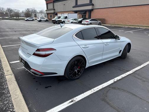 2022 Genesis G70 3.3T