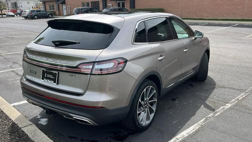 2020 Lincoln Nautilus Reserve