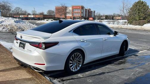 2023 Lexus ES 350 Ultra Luxury