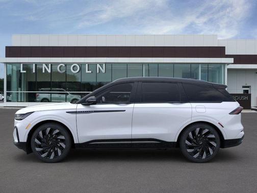 2025 Lincoln Nautilus Reserve