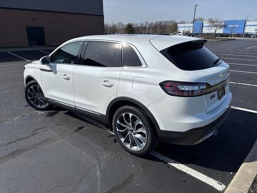 2023 Lincoln Nautilus Reserve