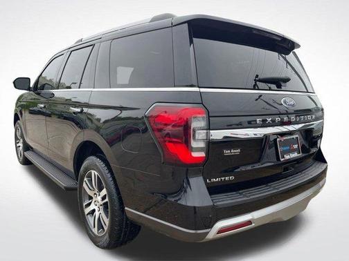 Black Metallic 2024 Ford Expedition Limited