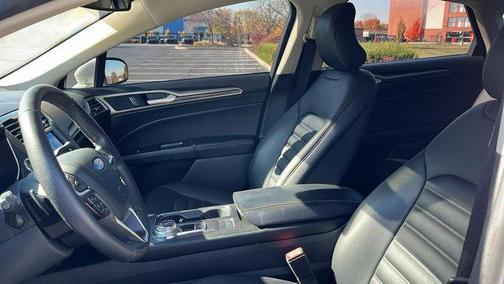 2019 Ford Fusion SEL