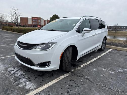 2020 Chrysler Pacifica Limited
