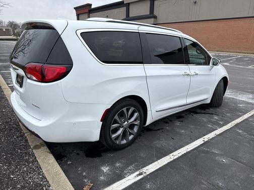 2020 Chrysler Pacifica Limited