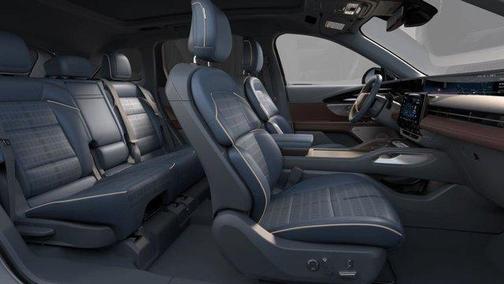 Radiance Metallic 2026 Lincoln Nautilus Black Label