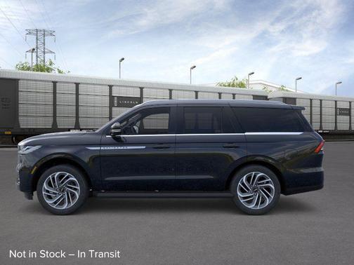 Infinite Black Metallic 2026 Lincoln Navigator Premiere