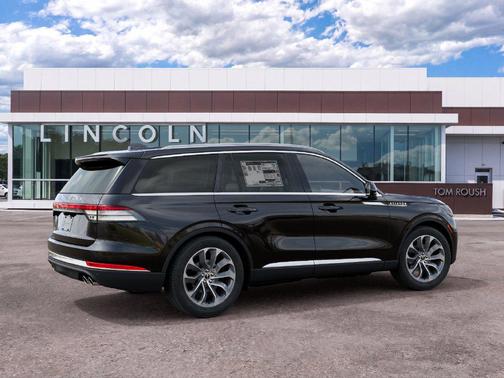 Infinite Black Metallic 2027 Lincoln Aviator Reserve AWD