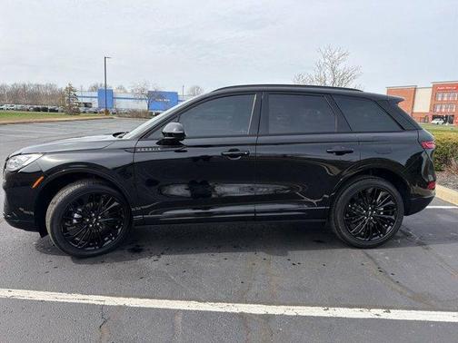 2025 Lincoln Corsair Reserve