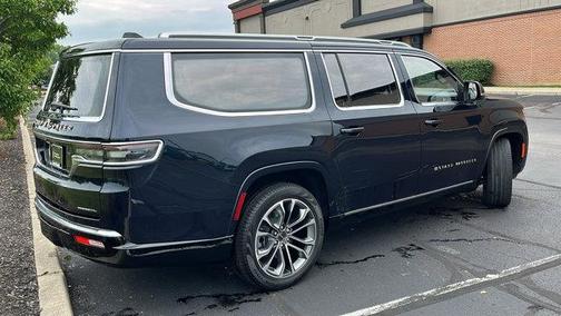 2023 Jeep Grand Wagoneer L Series III