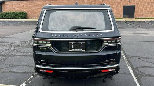 2023 Jeep Grand Wagoneer L Series III