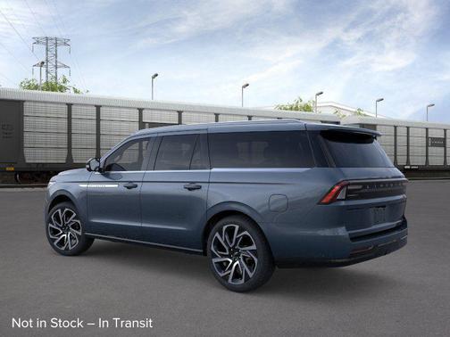 Flight Blue 2026 Lincoln Navigator L Reserve