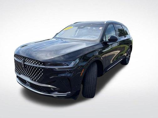 Infinite Black Metallic 2024 Lincoln Nautilus Reserve