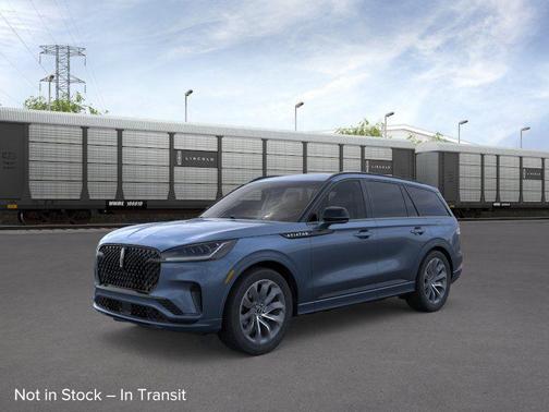 Whisper White 2026 Lincoln Aviator Premiere