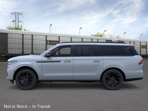 2025 Lincoln Navigator L Reserve