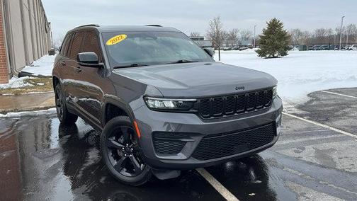 2022 Jeep Grand Cherokee Altitude