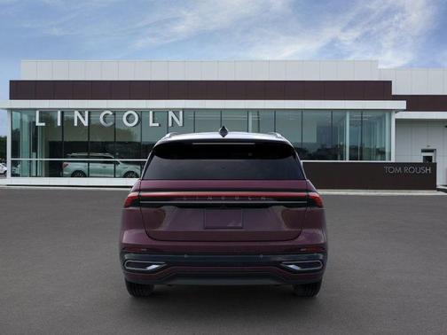 2025 Lincoln Nautilus Reserve