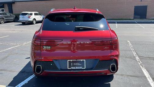 2022 Genesis GV70 2.5T