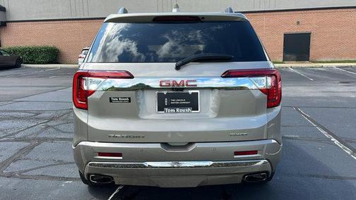 2022 GMC Acadia Denali