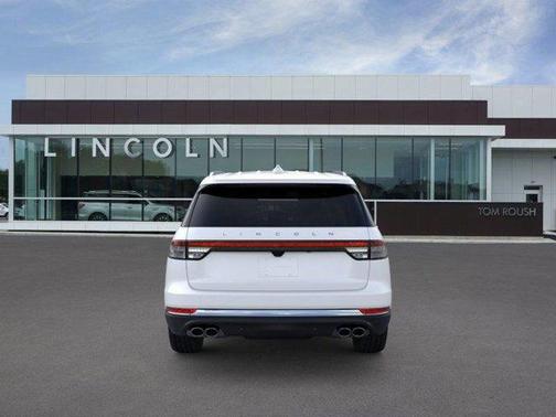 Pristine White 2026 Lincoln Aviator Premiere