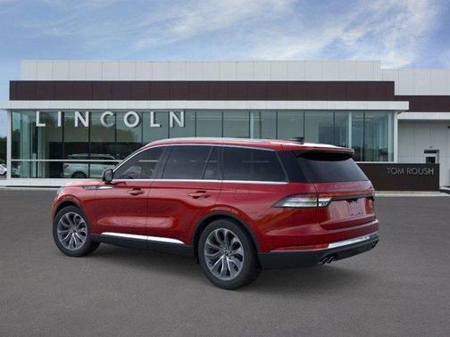 Red Carpet 2026 Lincoln Aviator Premiere