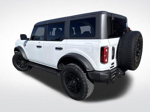Oxford White 2022 Ford Bronco Wildtrak