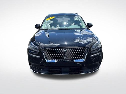Infinite Black Metallic 2022 Lincoln Corsair Standard