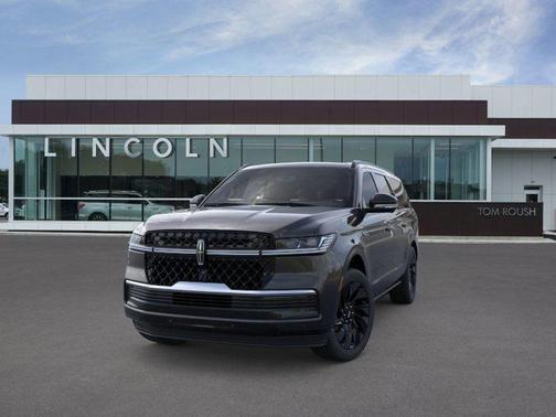 Infinite Black Metallic 2026 Lincoln Navigator L Reserve
