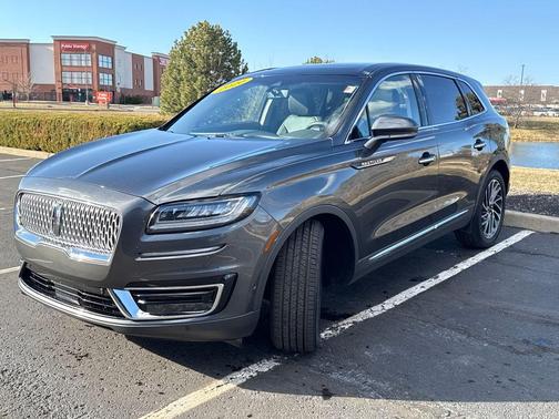 2020 Lincoln Nautilus Reserve