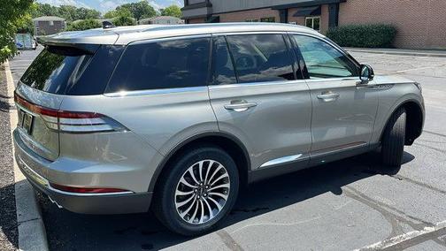 2023 Lincoln Aviator Standard AWD