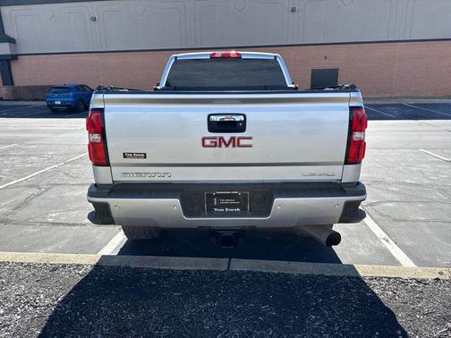 2018 GMC Sierra 2500 Denali