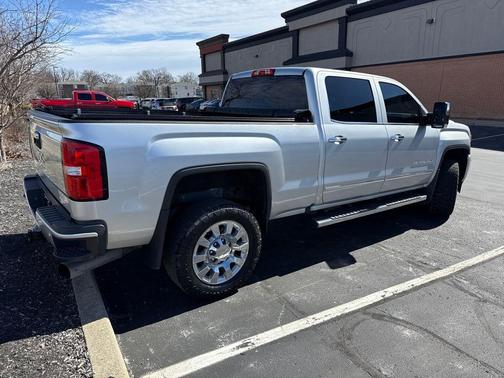 2018 GMC Sierra 2500 Denali