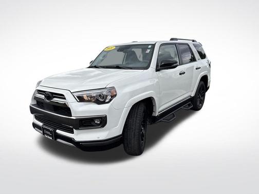 Blizzard Pearl 2021 Toyota 4Runner Nightshade