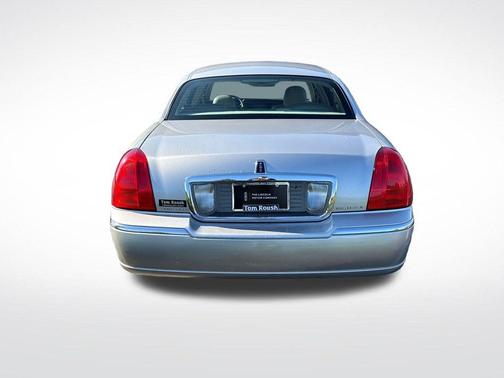 2009 Lincoln Town Car Signature Limited