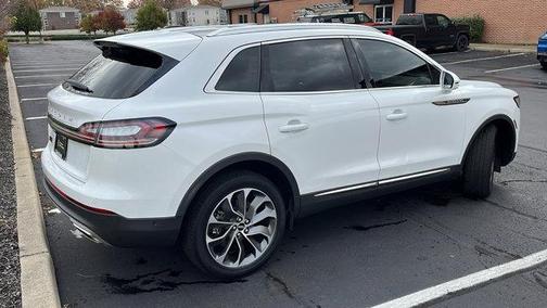 2021 Lincoln Nautilus Reserve