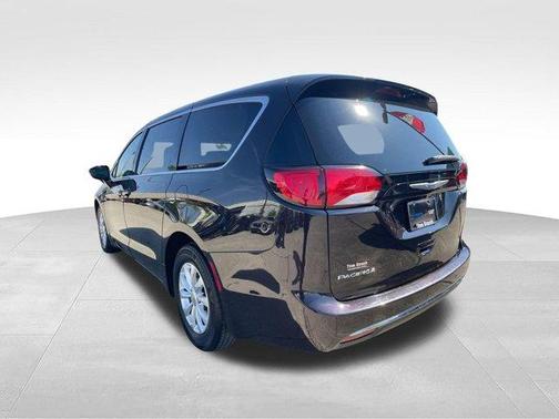 Dark Cordovan Pearlcoat 2018 Chrysler Pacifica Touring Plus