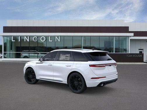 2026 Lincoln Corsair Reserve