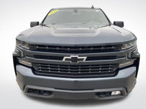 Shadow Gray Metallic 2019 Chevrolet Silverado 1500 RST
