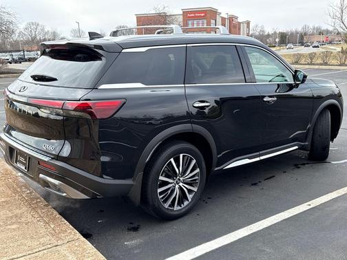 2025 INFINITI QX60 SENSORY