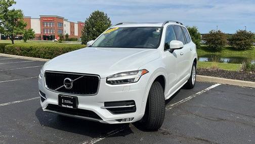 2018 Volvo XC90 T6 Momentum
