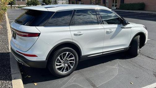 2022 Lincoln Corsair Standard