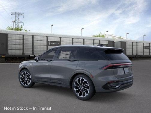 2025 Lincoln Nautilus Reserve