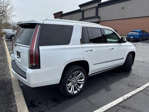 2018 Cadillac Escalade Premium Luxury