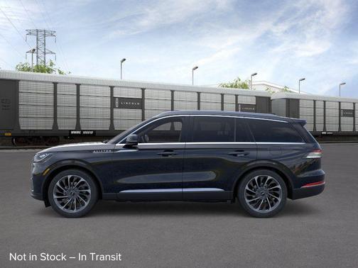 Infinite Black Metallic 2026 Lincoln Aviator Reserve AWD