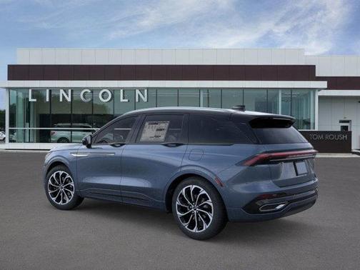 2025 Lincoln Nautilus Reserve